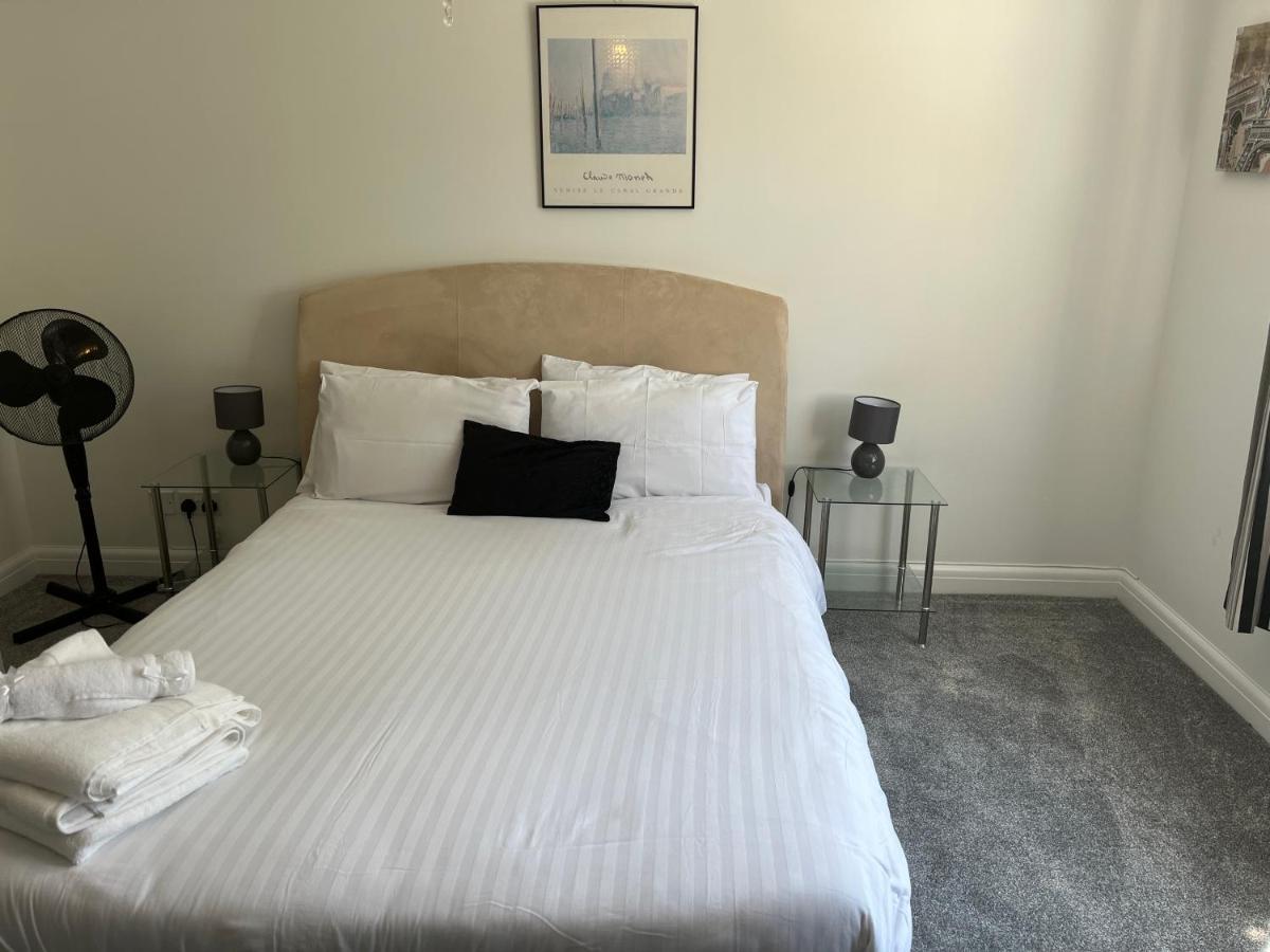 Bed and Breakfast Sleepneat Ascot  Exteriér fotografie