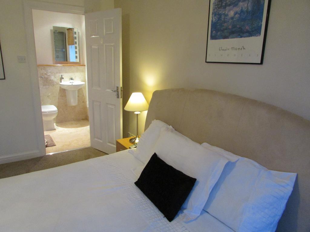 Bed and Breakfast Sleepneat Ascot  Pokoj fotografie